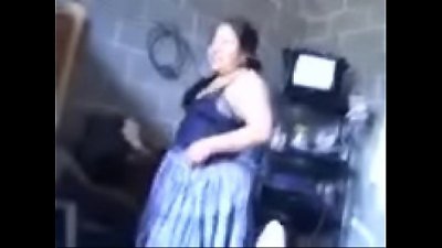 Cobanera chimona (porno de Guatemala) mujer de corte